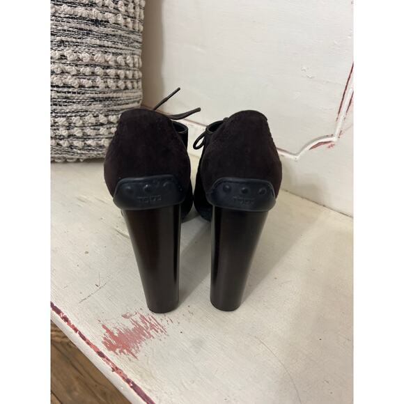 Tod’s size 40 US 10 brown suede lace up high heel shoes booties - Picture 2 of 6